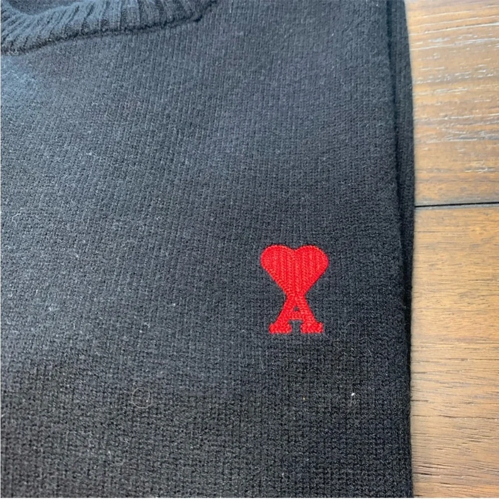 Ami Paris Black Sweater Size Large EUC